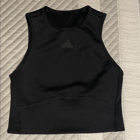 Adidas Sleek Black Athletic Crop Top - Picture 1 of 1